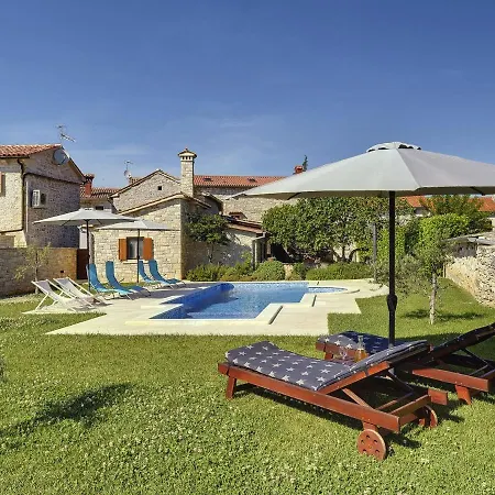Holiday home Quaint In Vodnjan With Pool *